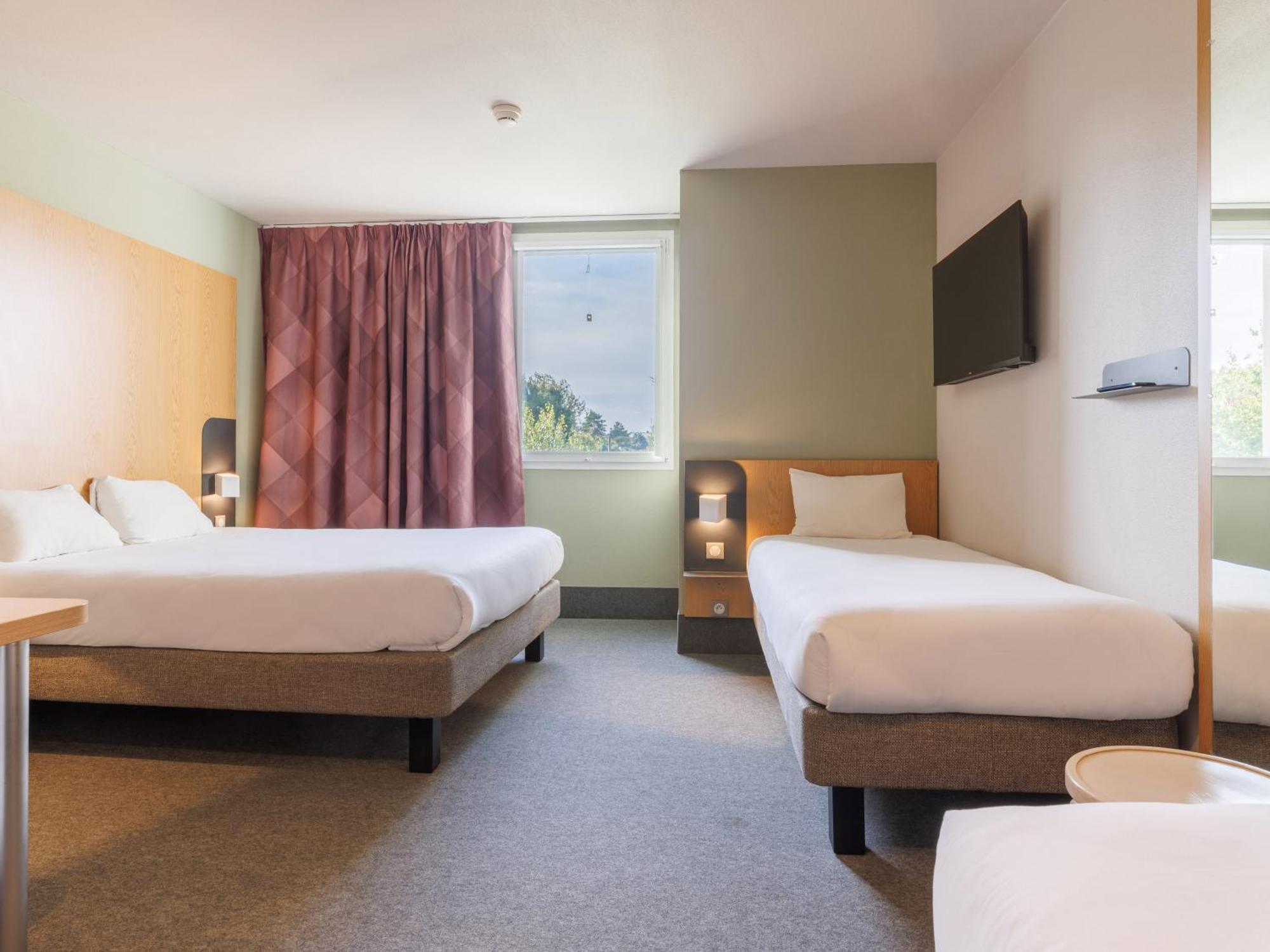 B&B Hotel Clermont-Ferrand Nord Riom Zewnętrze zdjęcie