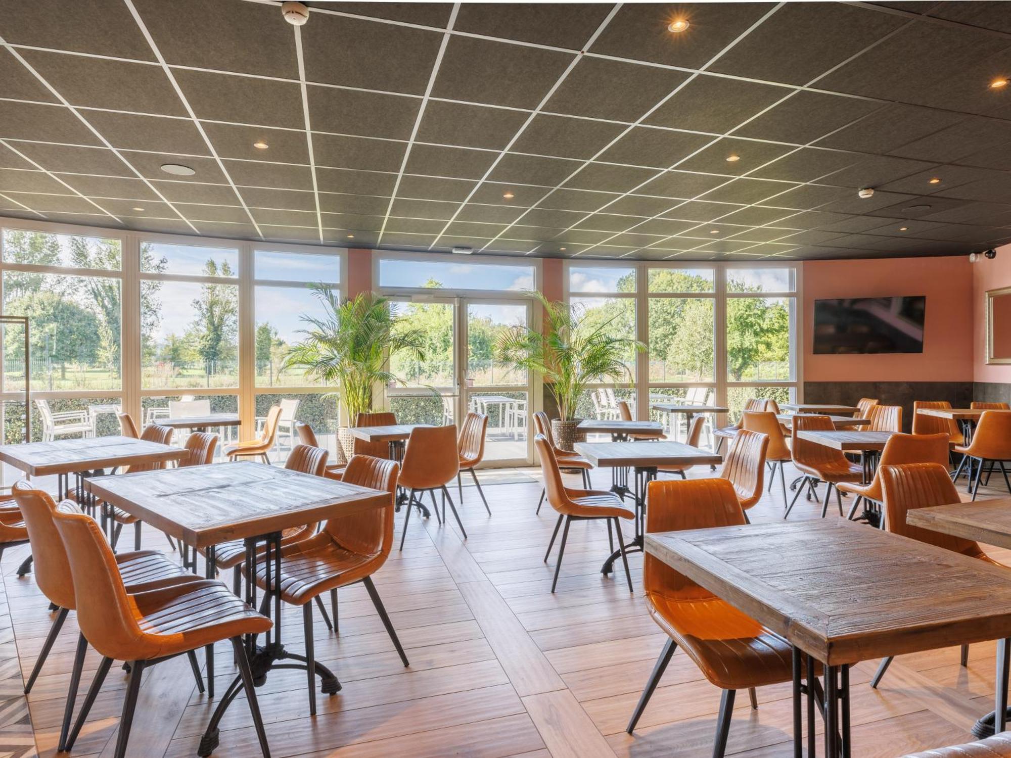 B&B Hotel Clermont-Ferrand Nord Riom Zewnętrze zdjęcie