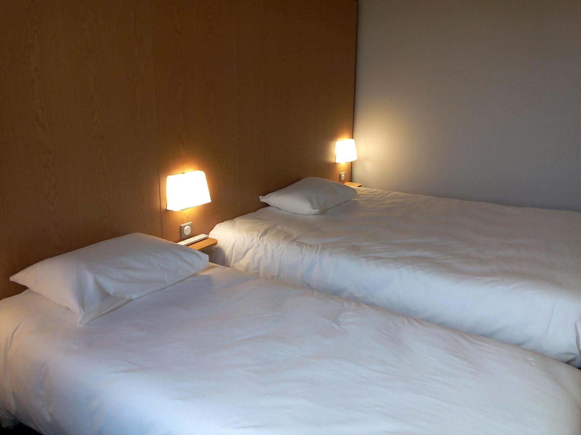 B&B Hotel Clermont-Ferrand Nord Riom Zewnętrze zdjęcie